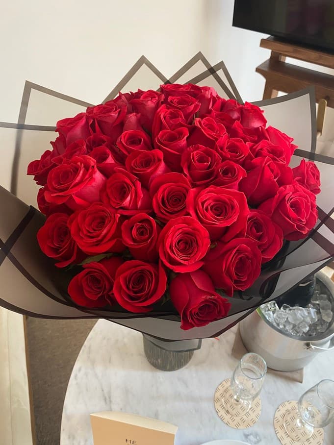 100 Rose Bouquet
